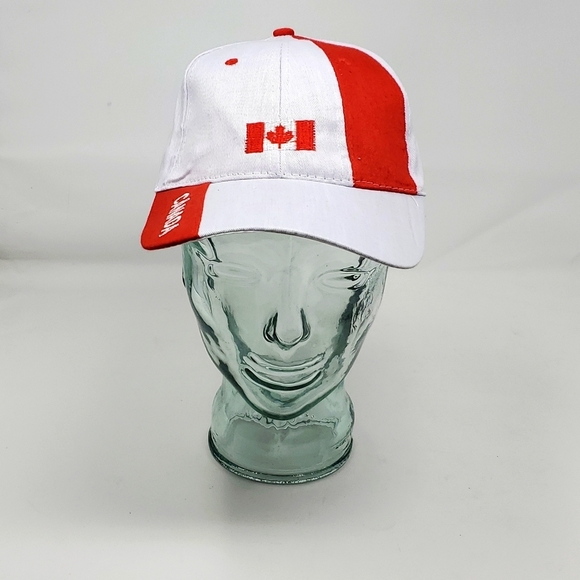 CANADA BASEBALL CAP TRUCKER HAT ADJUSTABLE BLACK WHITE RED - Picture 1 of 7